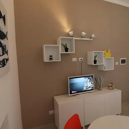 Aura A 4 Posti 오트란토